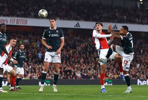 Kai Havertz chính là cầu thủ ấn định tỷ số 5-1, qua đó đưa Arsenal đi tiếp ở Carabao Cup. 10.jpg