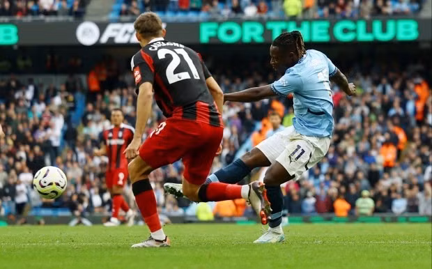 Tỷ số được nâng lên 3-1 cho Man City ở phút 82, sau pha làm bàn của Jeremy Doku. 5-2899.jpg