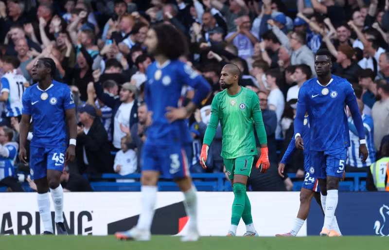 Chelsea cũng bất ngờ gục ngã 1-3 ngay trên thánh địa Stamford Bridge trước Brighton. chelsea-6.jpg