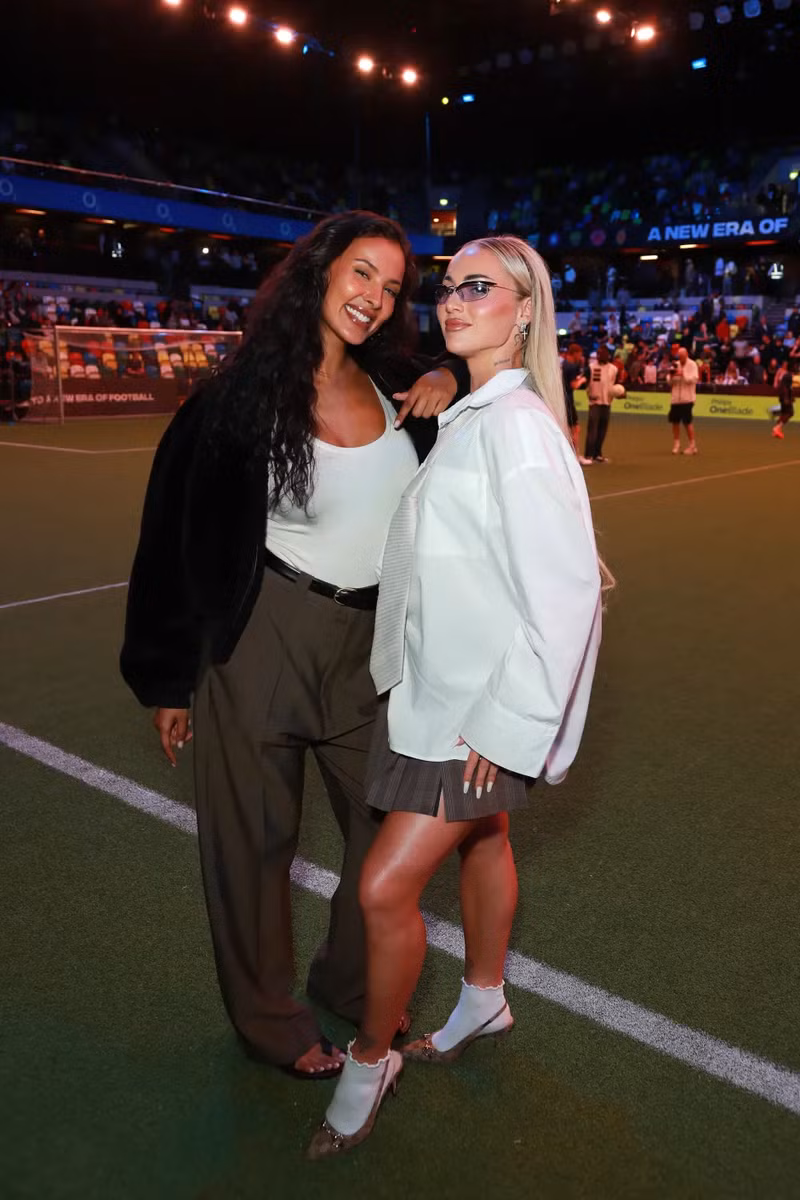 Cô hợp tác với người dẫn chương trình truyền hình Maya Jama để quản lý đội MVPs United. 5-9477.png