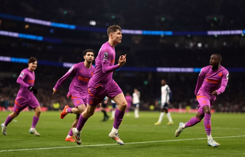 Kết quả kéo dài chuỗi bất bại của Wolves lên ba trận. tottenham-09.jpg