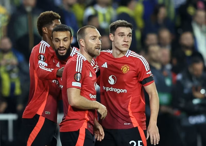 Christian Eriksen mở tỷ số cho Man United ở phút 15. 1-7542-8806.jpg