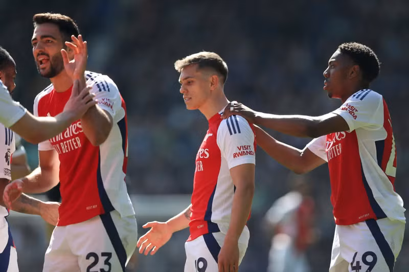 HLV Mikel Arteta đã cất thủ quân Martin Odegaard và tiền đạo phải Bukayo Saka trên băng dự bị, để giữ sức trận tiếp Real Madrid ở lượt đi tứ kết Champions League vào giữa tuần. arsenal-02.png