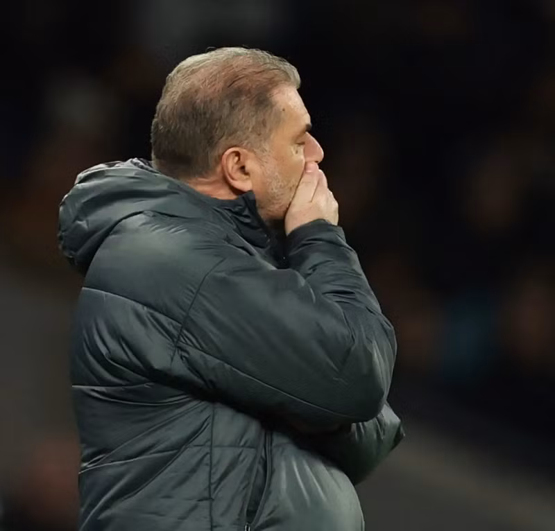 Thuyền trưởng của ‘Gà trống’ cũng không giấu nổi sự thất vọng. man-city-6.jpg