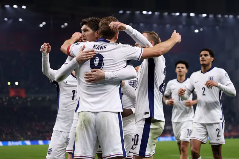 Harry Kane và các đồng đội toàn thắng cả 8 trận, ghi được 22 bàn và không để thủng lưới bàn nào. anh-5.jpg