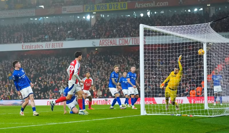 arsenal-02.jpg