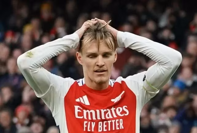 Thủ quân Martin Odegaard bỏ lỡ cơ hội ngon ăn để ghi bàn cho Pháo thủ. 95d061e2-cf0e-4d31-bd5d-76721117.jpg