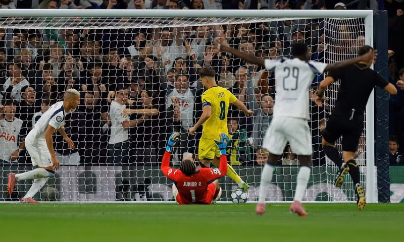 tottenham-7.jpg