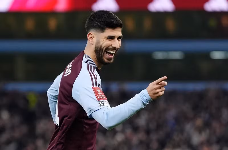 Marco Asensio là cầu thủ xuất sắc nhất trận Aston Villa đánh bại Cardiff với tỷ số 2-0 ở vòng 5 FA Cup hôm 1/3. 1.jpg