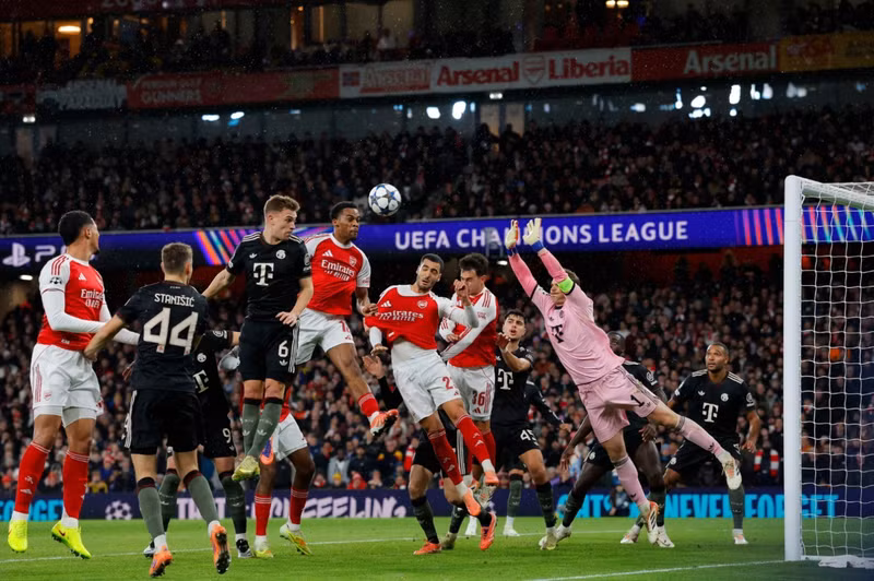 Jurrien Timber đánh đầu mở tỷ số cho Arsenal ở phút 22. arsenal-4.jpg