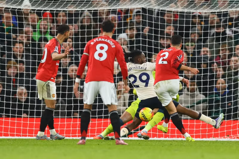 Diogo Dalot mở tỷ số ở phút 58 trận đấu diễn ra tại ‘Nhà hát của những giấc mơ’. man-utd-2.jpg