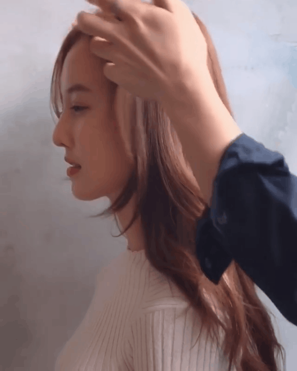 4 cách buộc đuôi ngựa hợp mùa Thu lại giúp hack tuổi cực hay ảnh 5 4 cách buộc đuôi ngựa hợp mùa Thu lại giúp hack tuổi cực hay ảnh 5