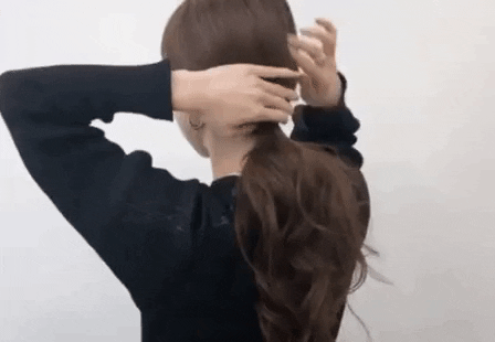 Thăng hạng vẻ đẹp, thần thái đảm bảo sang chảnh chỉ sau ba giây với kiểu buộc tóc này ảnh 4 Empty