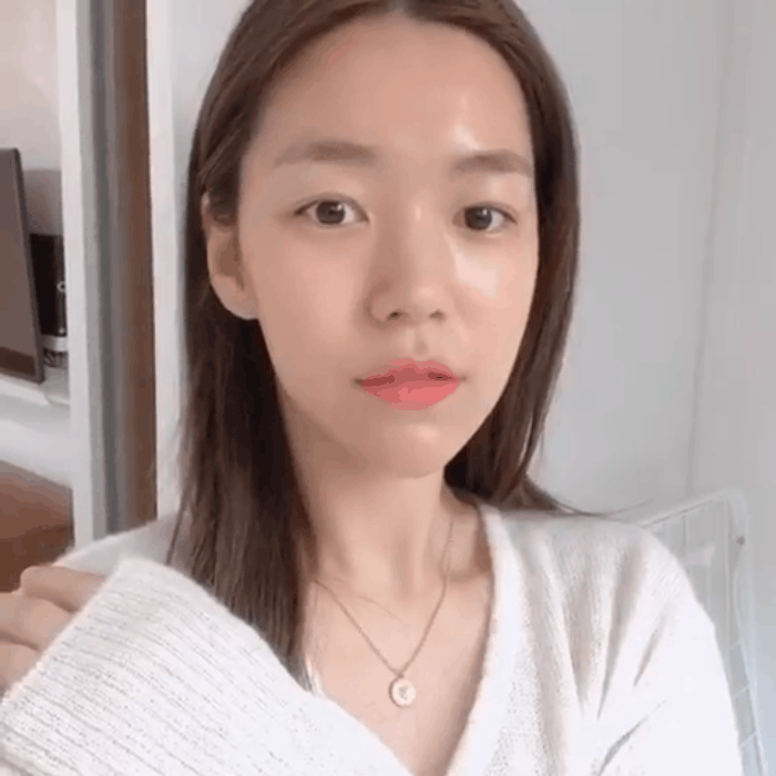 Cùng là thoa kem dưỡng ẩm vào mùa hanh khô nhưng nếu áp dụng 5 mẹo sau, da bạn sẽ đẹp gấp mấy da người ta - Ảnh 3. Cùng là thoa kem dưỡng ẩm vào mùa hanh khô nhưng nếu áp dụng 5 mẹo sau, da bạn sẽ đẹp gấp mấy da người ta - Ảnh 3.