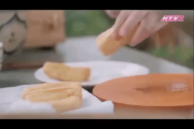 Điểm danh những lần món ăn dân tộc tỏa sáng trong phim ảnh Việt Nam - Ảnh 6. Điểm danh những lần món ăn dân tộc tỏa sáng trong phim ảnh Việt Nam - Ảnh 6.