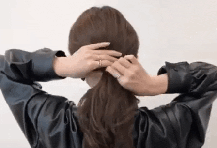 Thăng hạng vẻ đẹp, thần thái đảm bảo sang chảnh chỉ sau ba giây với kiểu buộc tóc này ảnh 2 Empty