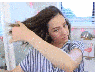 tóc xoăn, tóc xoăn ngắn, thời trang tóc mùa thu 2019