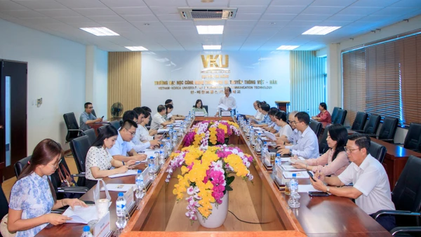 Tiểu ban Truyền thông và Tiểu ban Kĩ thuật, Khai mạc, Bế mạc Kỳ thi Toán quốc tế VIMC họp rà soát công tác chuẩn bị.