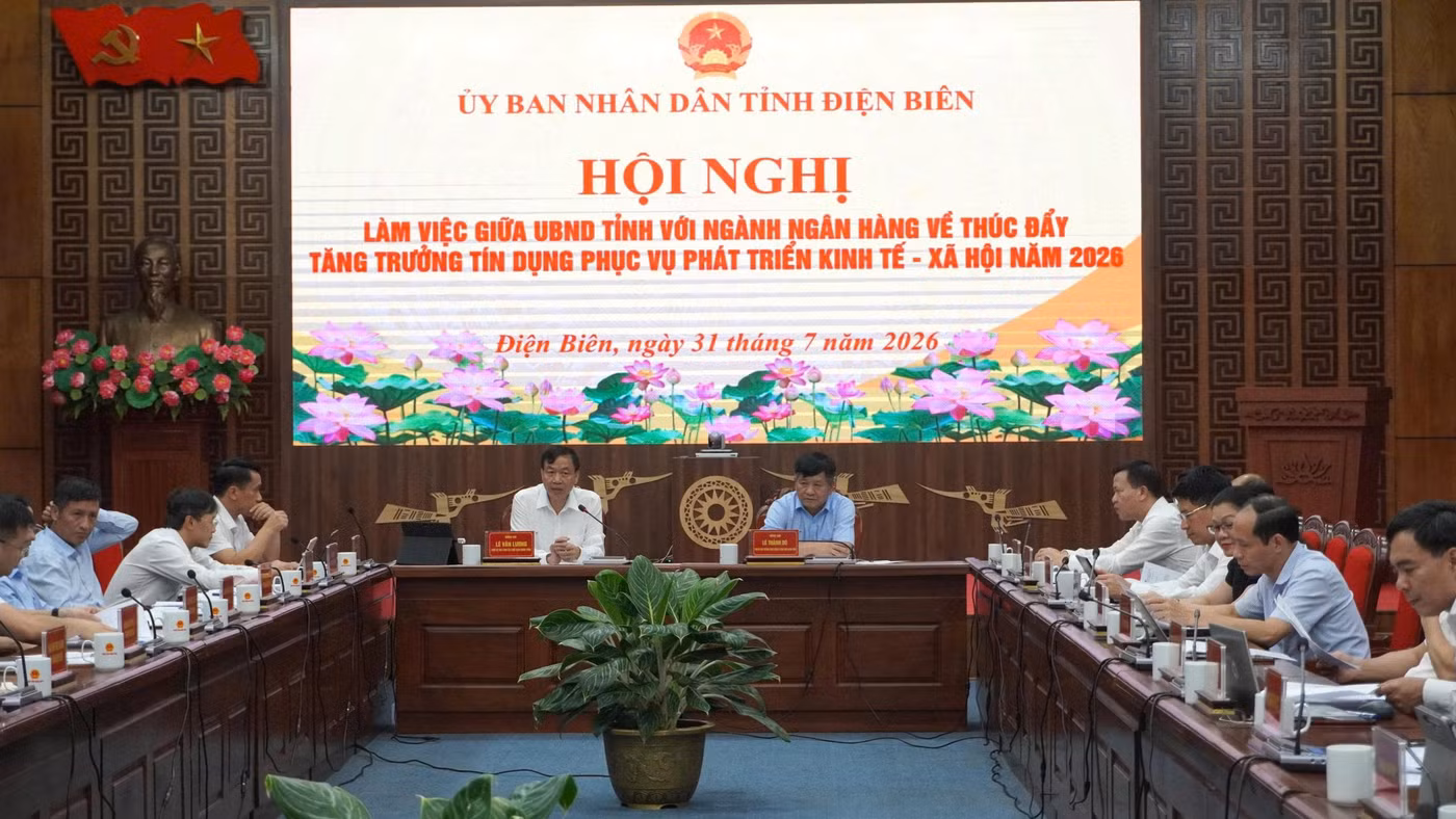 Toàn cảnh hội nghị.