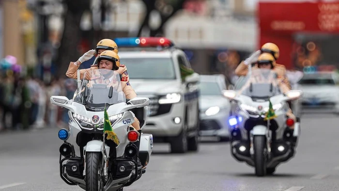 Cảnh sát giao thông sẵn sàng phương án bảo đảm trật tự ATGT phục vụ đại hội.