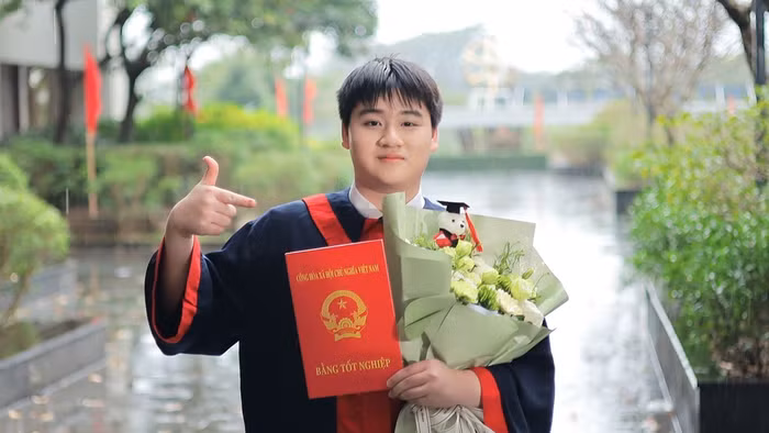 Tạ Ngọc Minh - chàng trai vàng" Olympic Vật lí quốc tế 2026.