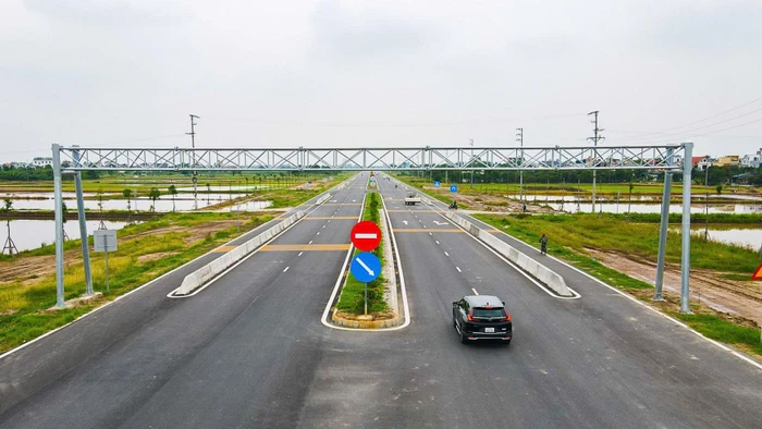 Tổng chiều dài đường bộ trên địa bàn tỉnh Hưng Yên hiện đạt trên 9.346km.