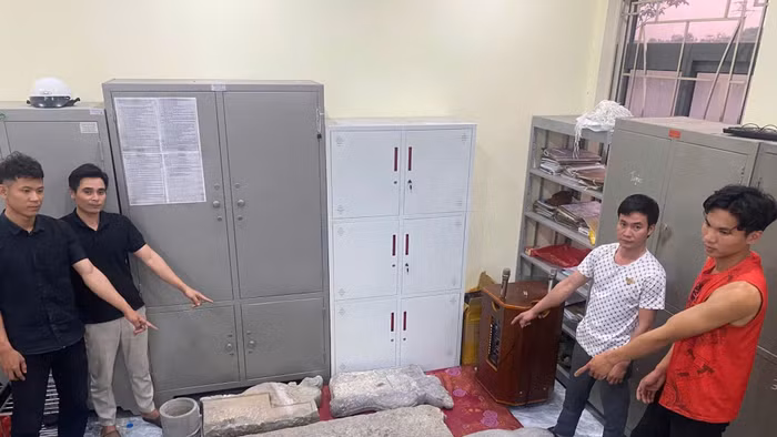 Các đối tượng tại cơ quan Công an. Ảnh: Công an tỉnh Hưng Yên