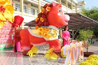 Linh vật bé Ngọ tuổi học đường ở Cà Mau.