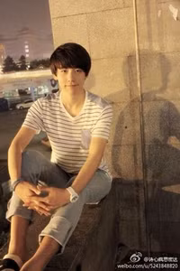 Hot boy đại học khiến trái tim thiếu nữ “đổ gục“ ảnh 3