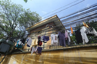 Kiểu phơi quần áo chỉ có ở Việt Nam ảnh 3