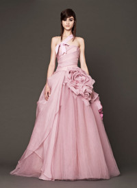 Vera Wang và những chiếc váy cưới kẹo ngọt ảnh 3 3-9195-1402050208.jpg
