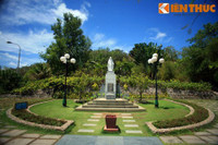 Ngôi mộ đặc biệt của nhà thơ bạc mệnh nhất Việt Nam ảnh 1 Ngôi mộ đặc biệt của nhà thơ bạc mệnh nhất Việt Nam ảnh 1