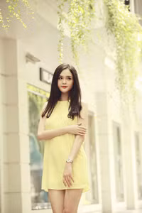 Á hậu Hoàng Anh cuốn hút với thời trang tối giản - 10