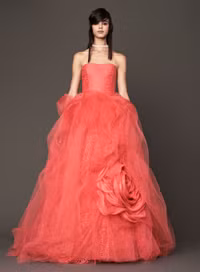 Vera Wang và những chiếc váy cưới kẹo ngọt ảnh 7 7-5647-1402050208.jpg