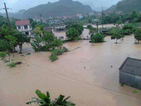 Lạng Sơn: Sông Kỳ Cùng dâng cao, 3 người thiệt mạng ảnh 6 Nước lũ dâng cao ngập thành phố Lạng Sơn, 3 người bị cuốn trôi