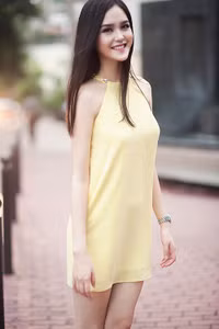 Á hậu Hoàng Anh cuốn hút với thời trang tối giản - 6