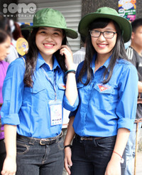 Đáng yêu nữ sinh tình nguyện Ngoại thương ảnh 5