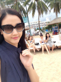 Maya tái xuất sau tin đồn cướp chồng ảnh 5 Maya khoe bụng bầu trên biển sau scandal cướp chồng