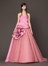 Vera Wang và những chiếc váy cưới kẹo ngọt ảnh 10 vera-wang-wedding-dresses-f-3962-1402050