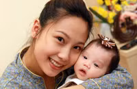 Hotgirl Việt làm mẹ vẫn vô cùng xinh đẹp và quyến rũ