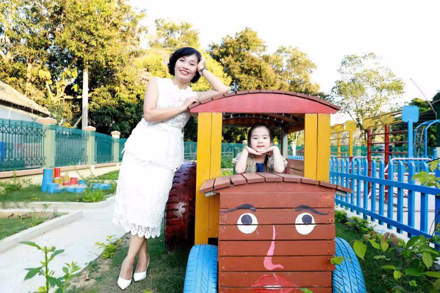 Chân dung nữ nhà giáo tiêu biểu toàn quốc năm 2024 Lê Thị Quang. (Ảnh: NVCC)