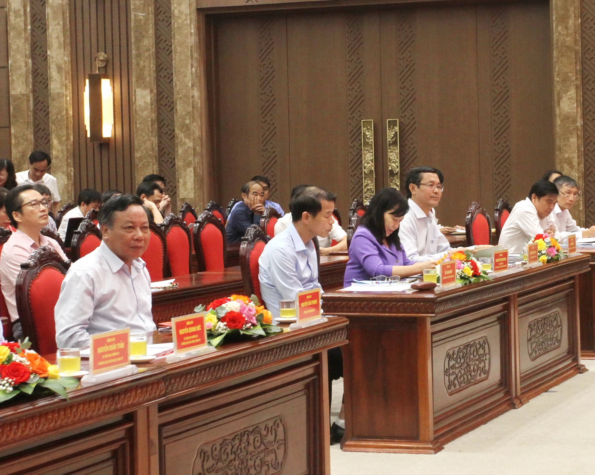 Các đại biểu dự hội nghị.