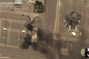 Ảnh vệ tinh cơ sở làm giàu uranium Natanz của Iran (Natanz uranium enrichment complex) sau vụ tấn công ngày 13/6 
