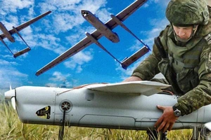 Hàng trăm nghìn quân, 500 nghìn UAV sẵn sàng tổng tấn công