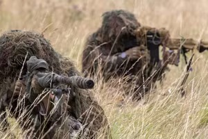 Lính bắn tỉa Mỹ hết hồn vì cuộc chiến Ukraine quá dữ dội