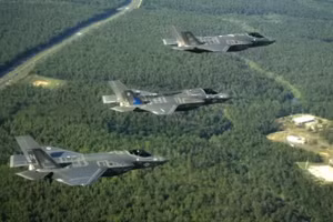 Moscow đối phó F35-A Mỹ uy hiếp biên giới phía bắc