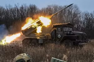 15 tiểu đoàn bị bao vây ở tả ngạn sông Oskil