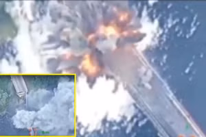 Nga đánh sập cầu, cắt rời đảo Kiểm dịch với thành phố Kherson