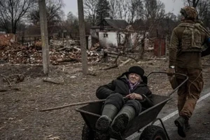 Ai chờ Kiev ở Crimea và Donbass?