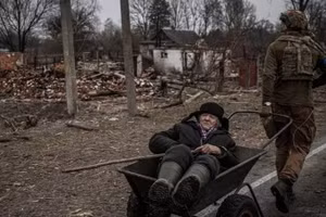 Ai chờ Kiev ở Crimea và Donbass?